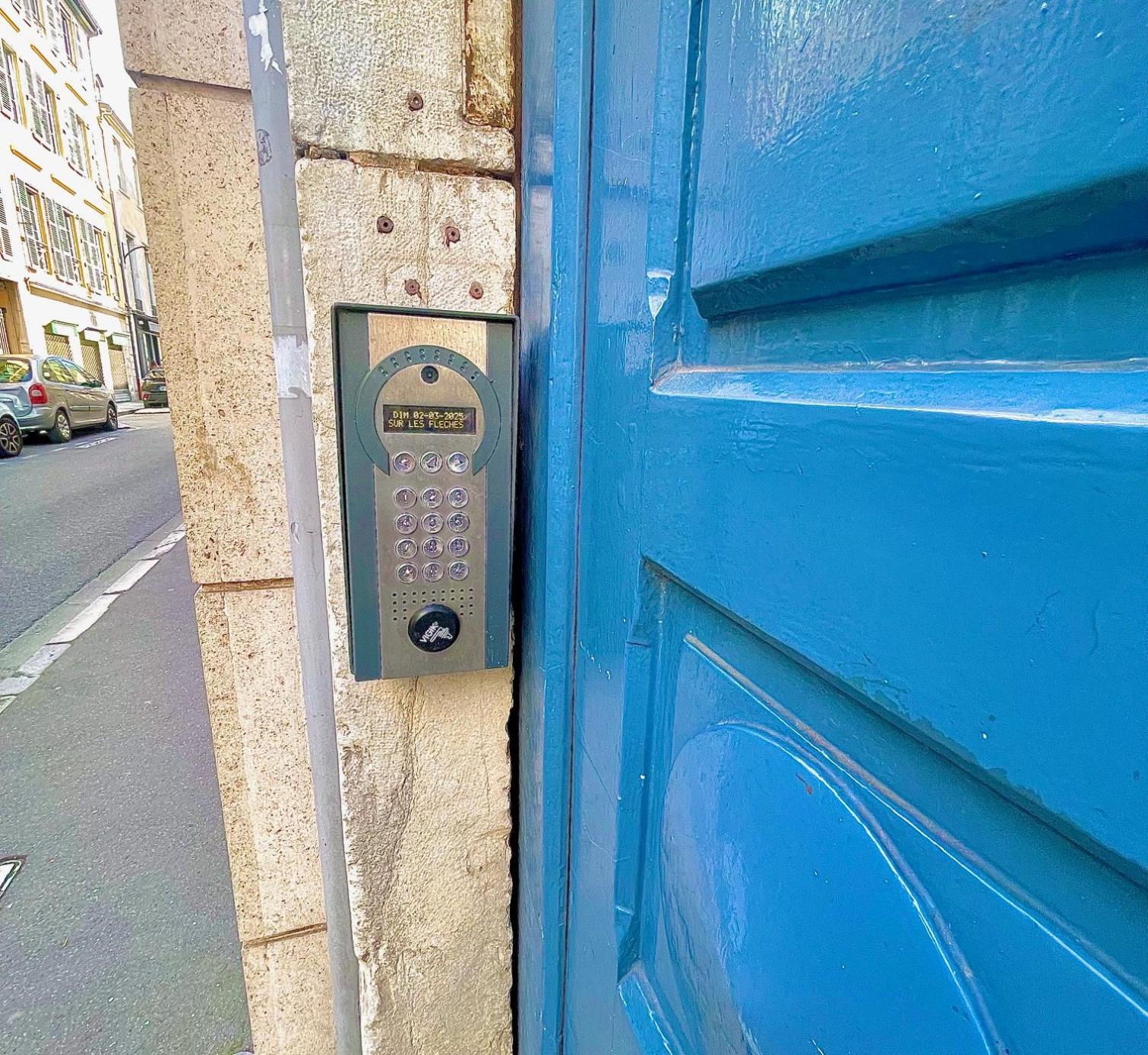 Appartement Tiny House à Pau Extérieur photo
